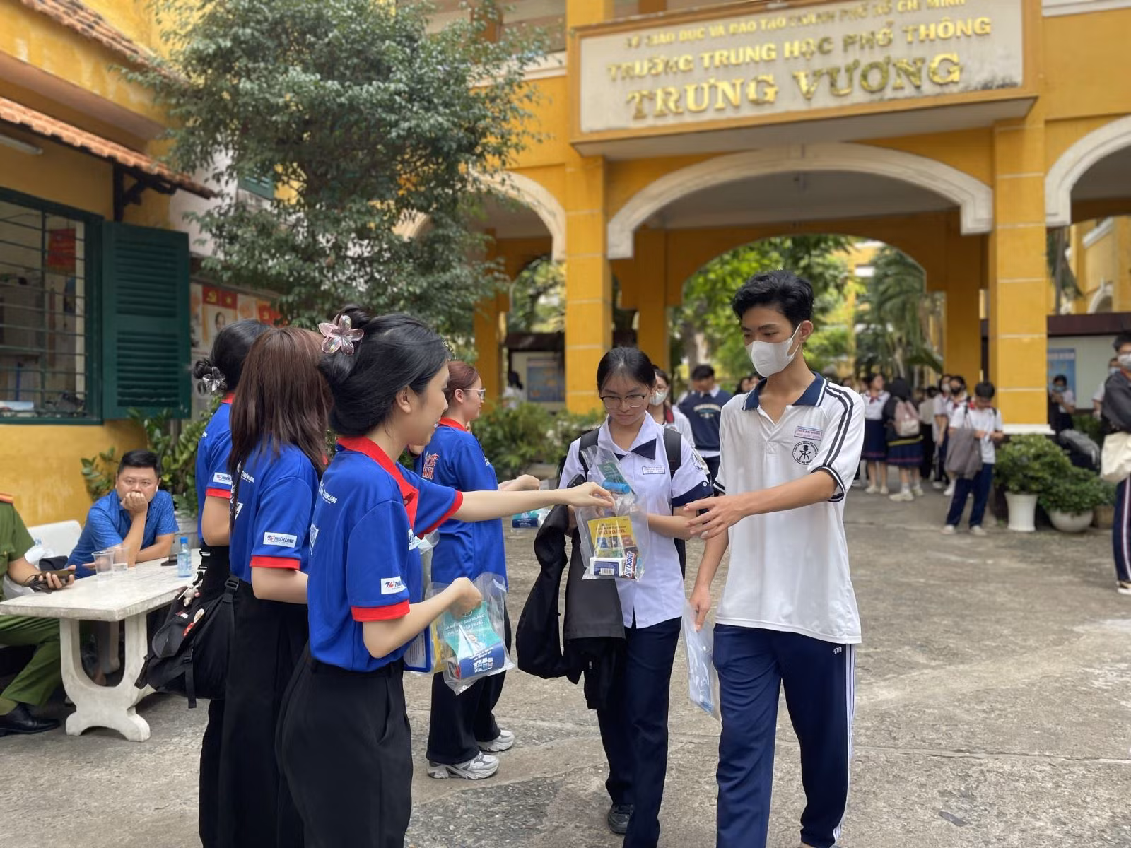 Chú thích ảnh