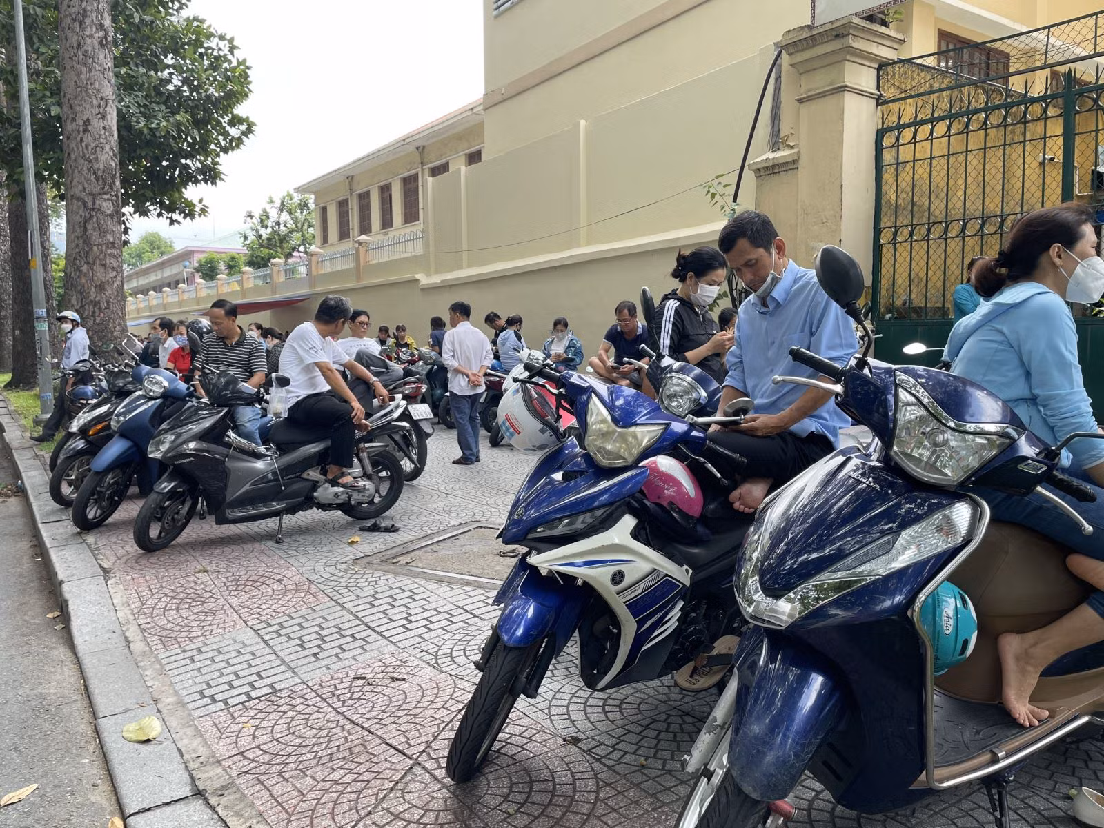 Chú thích ảnh