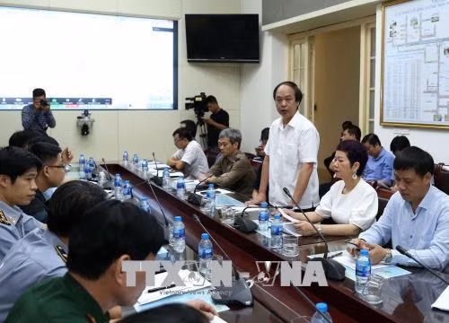 Họp khẩn ứng phó với áp thấp nhiệt đới diễn biến phức tạp ảnh 1