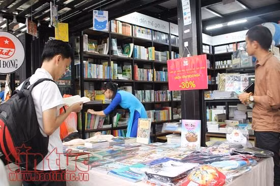 Đua nhau giảm giá sách hè cho thiếu nhi cả nước ảnh 1