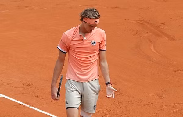 Alexander Zverev tiếc nuối rời Roland Garros vì gặp chấn thương ảnh 1