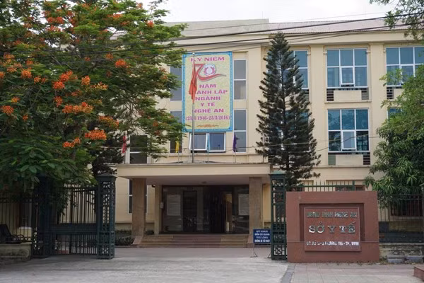 Nghệ An thực hiện tinh gọn biên chế, giảm đầu mối các cơ quan, đơn vị ảnh 1