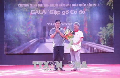 Tôn vinh 100 người hiến máu tiêu biểu toàn quốc ảnh 2