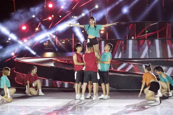 Cuồng nhiệt, sôi động những màn trình diễn flashmob DIFF 2018 ảnh 1