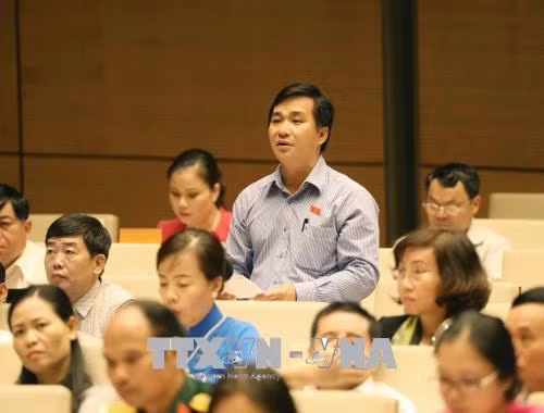Giải quyết tình trạng xe quá khổ, quá tải tràn lan, tai nạn giao thông diễn biến phức tạp ảnh 1