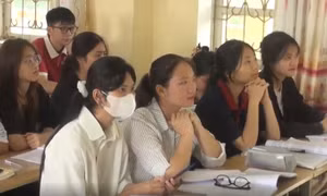 Sinh viên ngành sư phạm chưa được chi trả tiền hỗ trợ