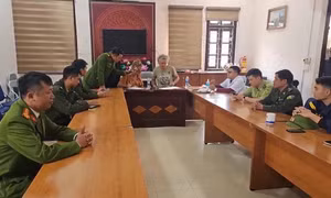 Tìm thấy du khách Hà Lan bị lạc khi leo núi, khám phá đỉnh Fansipan