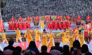 Khai mạc Lễ hội đền Hai Bà Trưng