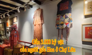 3.000 kỷ vật của người gốc Hoa ở Chợ Lớn được người đàn ông lưu giữ và trưng bày.