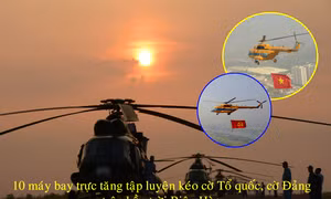 10 máy bay trực thăng tập luyện kéo cờ Tổ quốc và cờ Đảng tại Biên Hòa.