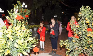 Lễ chùa đầu xuân - nét đẹp trong văn hóa của người Việt tại Lào