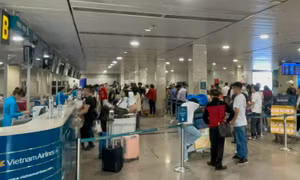 Doanh nghiệp khó tổ chức bay đêm khi đi tour du lịch