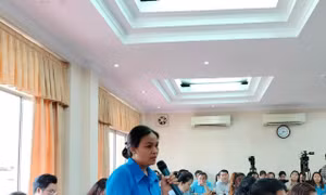 Luật BHXH nên có khoản thưởng từ 5 - 7% để người lao động không rút BHXH một lần