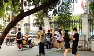 Xử lý nghiêm học sinh đi xe máy phân khối lớn
