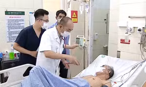 Sốt xuất huyết tăng mạnh, nhiều ca diễn biến nặng