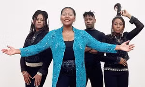 Thủ lĩnh nhóm nhạc huyền thoại Boney M gửi lời chào khán giả Việt Nam