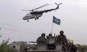 Tự vệ Slavyansk bắn rơi trực thăng, bắt sống phi công