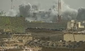 Tornado Anh thả bom xóa sổ tòa nhà IS