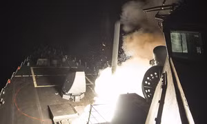 Video tên lửa Tomahawk lao vùn vụt nhắm đến lãnh thổ Syria