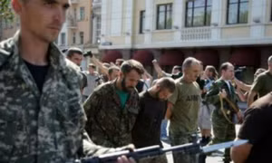 Chính phủ Ukraine và phe ly khai trao đổi tù nhân