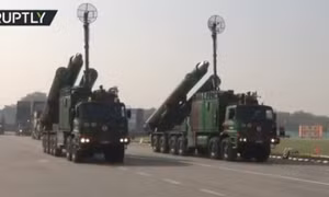 Ấn Độ diễu binh rầm rộ, lộ diện nhiều hệ thống vũ khí hiện đại