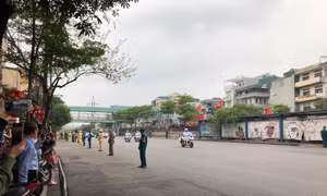 Clip Chủ tịch Triều Tiên Kim Jong-un rời Hà Nội