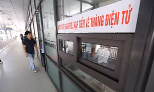 Cận cảnh hành trình đi buýt nhanh BRT bằng vé điện tử