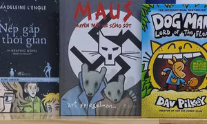 Moving Library #2: Graphic Novel – Một 'tủ sách di động' theo chủ đề