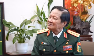 Những trận đánh không thể nào quên của vị tướng từng được phong Anh hùng ngay tại chiến trường