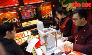 Thị trường vàng sôi động trước ngày vía Thần Tài