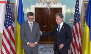 Ngoại trưởng Ukraine Dmytro Kuleba bất ngờ từ chức