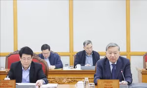 Tổng Bí thư họp Ban Chỉ đạo Trung ương về Nghị quyết 18