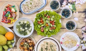 Mâm lễ chay Tết ông Công ông Táo hút khách