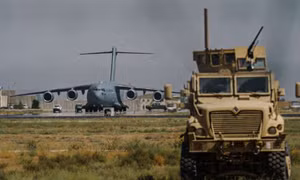 Quân đội Mỹ vô hiệu hóa nhiều vũ khí, chiến đấu cơ trước khi rời Afghanistan