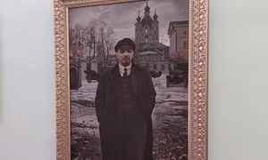 Lenin và những ngày tháng 10 ở Smolny