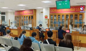 Khắc phục vướng mắc khi bỏ sổ hộ khẩu, sổ tạm trú