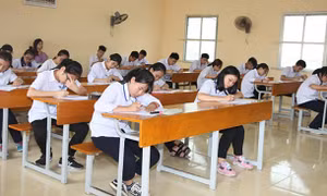 Lớp cận chuyên, chất lượng cao bị xoá sổ