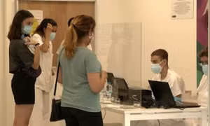 Phát hiện virus SARS-CoV-2 trong da của người âm tính