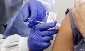 Cuộc đua toàn cầu trong điều chế vaccine SARS-CoV-2