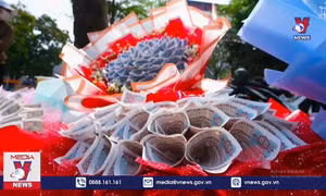 Bó hoa từ tiền mặt có thể vi phạm pháp luật