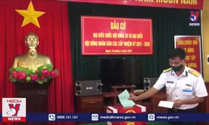 Bầu cử sớm nơi huyện đảo Trường Sa