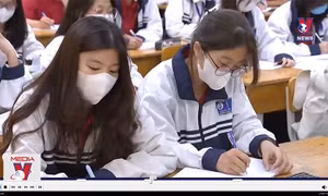 Hà Nội: Nỗi lo khi học phí tăng