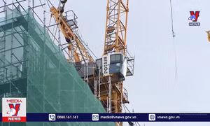 Ngân hàng ồ ạt rao bán bất động sản để xử lý nợ