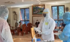 Người nhập cảnh sẽ phải trả phí thực hiện cách ly