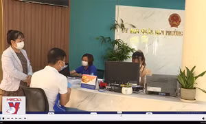 Khẩn trương rà soát các văn bản yêu cầu nộp Sổ hộ khẩu
