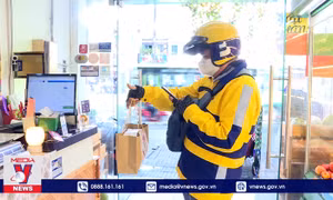 Câu chuyện phòng dịch của các shipper