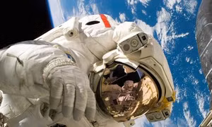 Lần đầu tiên đưa lò nướng lên trạm vũ trụ ISS