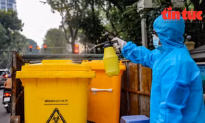 Thu gom rác thải của các trường hợp F0 tại nhà, tránh lây lan dịch COVID-19