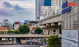 Trải nghiệm 8 nhà ga trên cao tuyến Metro Nhổn-ga Hà Nội