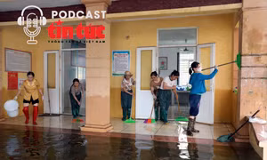 Nguy cơ dịch bệnh 'bủa vây' sau lũ, người dân cần làm gì?